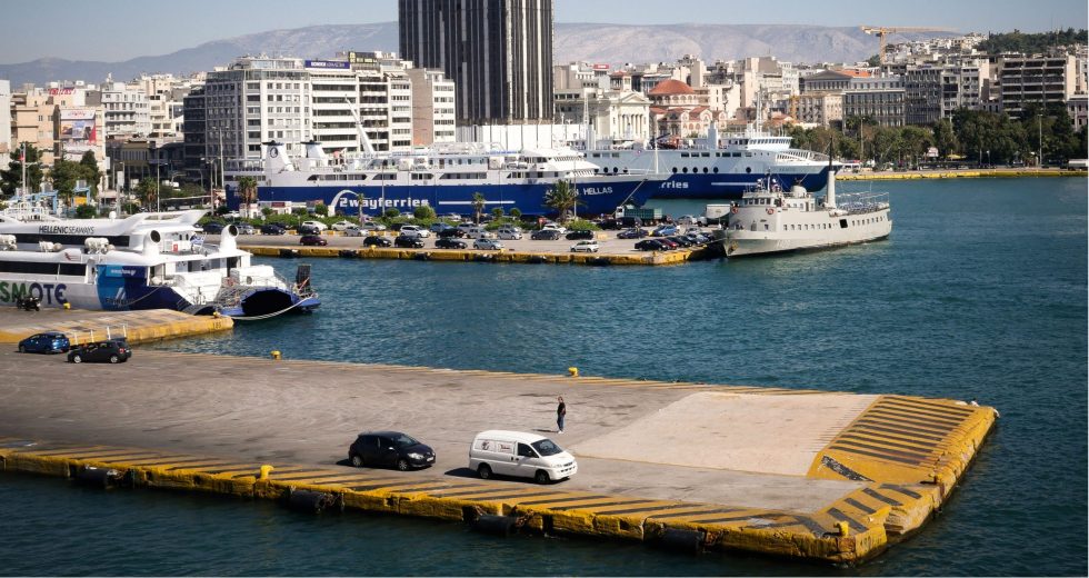 Αυξημένη κίνηση στα λιμάνια για το τριήμερο
